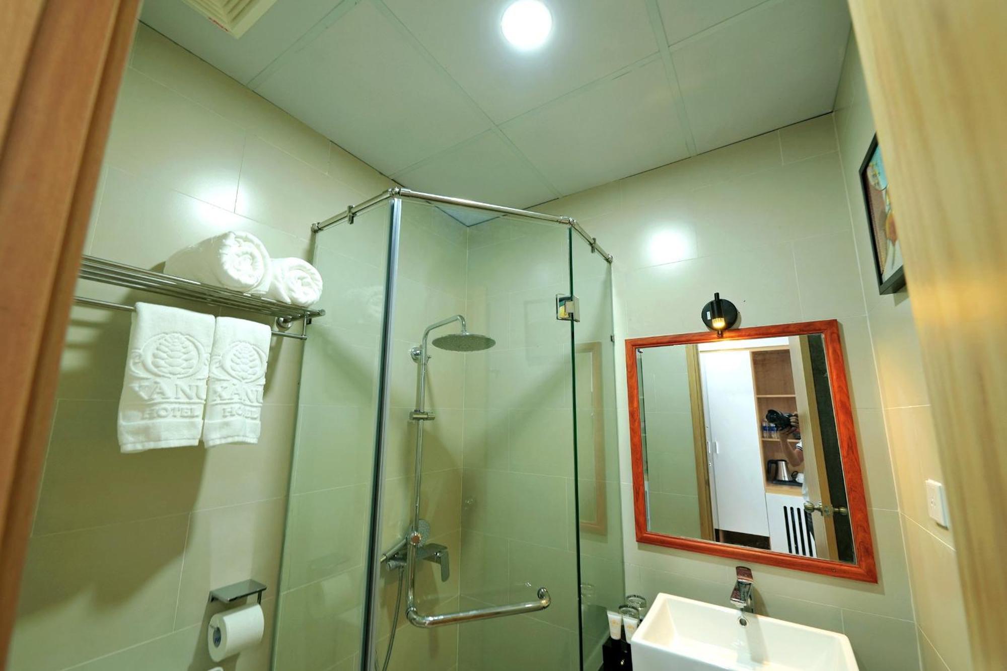 Hotel Khach San Xa Nu Tỉnh Kontum Zewnętrze zdjęcie